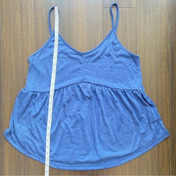 EMERY ROSE - blue flowy tank - Picture 6 of 7